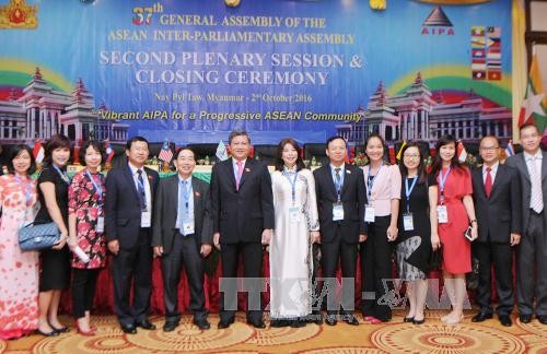 37th AIPA closes, Vietnam’s initiatives approved - ảnh 1
